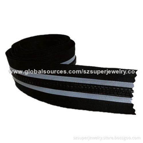 Clothing reflective nylon zipper factory|nylon zipper
